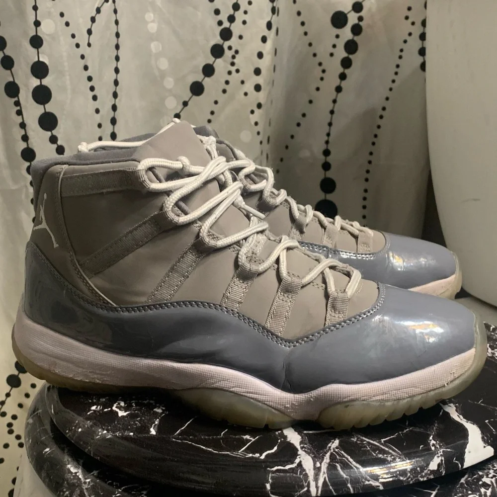 Air Jordan 11 Retro in Cool Grey Patent Leather